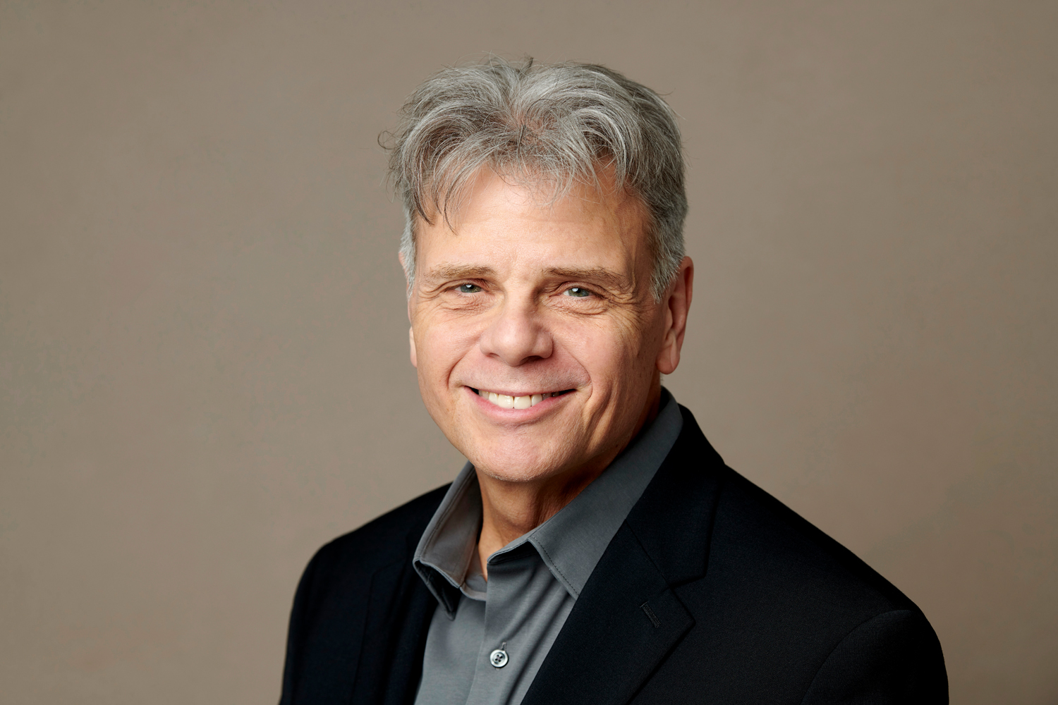Executive headshot Pittsburgh
